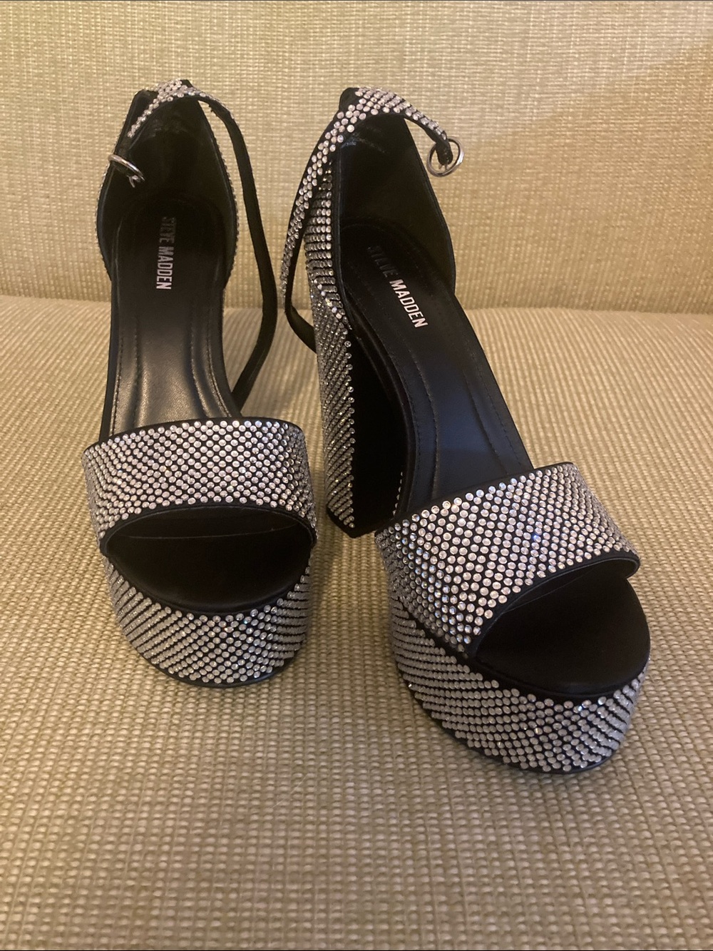 Steve Madden platform shoes, black w silver rhinestones, size 8, nwt